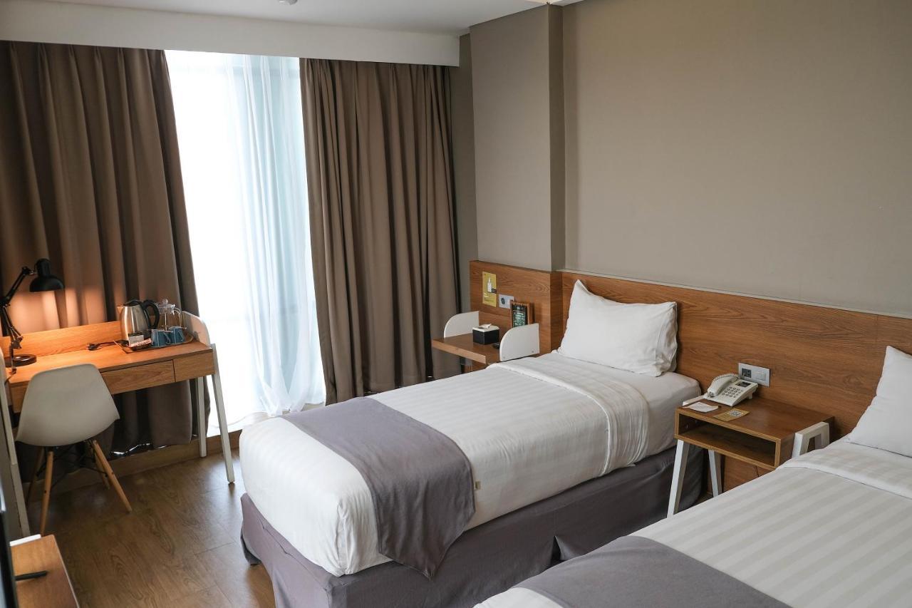 Allstay Hotel Semarang Simpang Lima Exterior foto