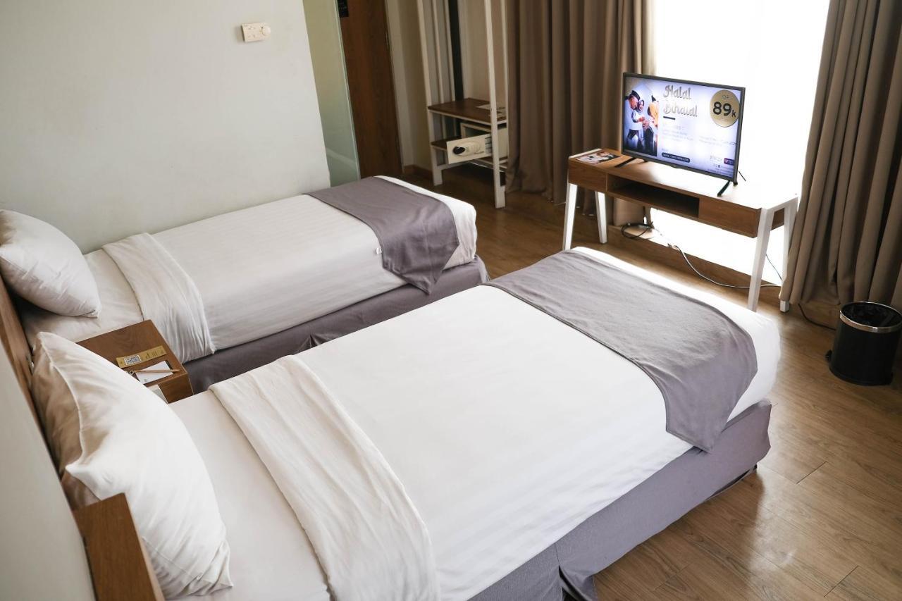 Allstay Hotel Semarang Simpang Lima Exterior foto