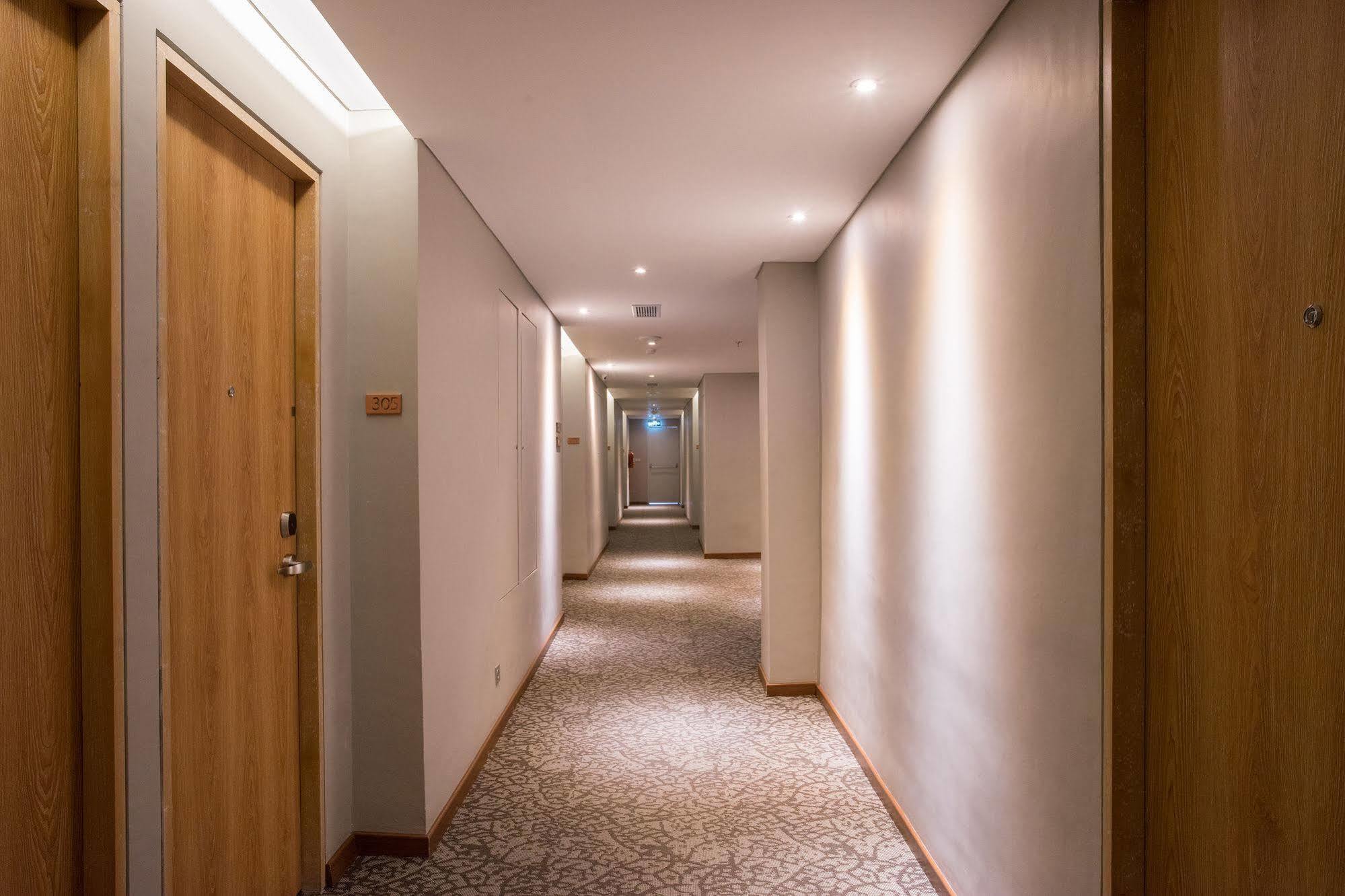Allstay Hotel Semarang Simpang Lima Exterior foto